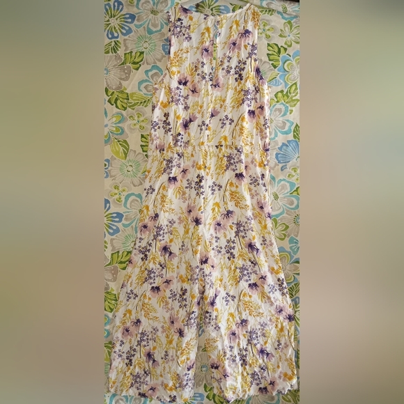Old Navy Summery Floral Pantsuit Sz XS - Picture 3 of 7